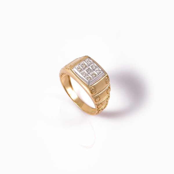 Thax Ring