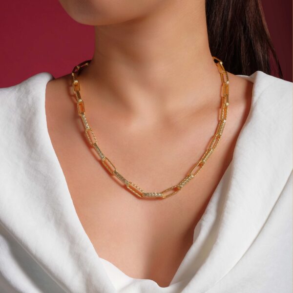 Yukie Chain Necklace - Image 2
