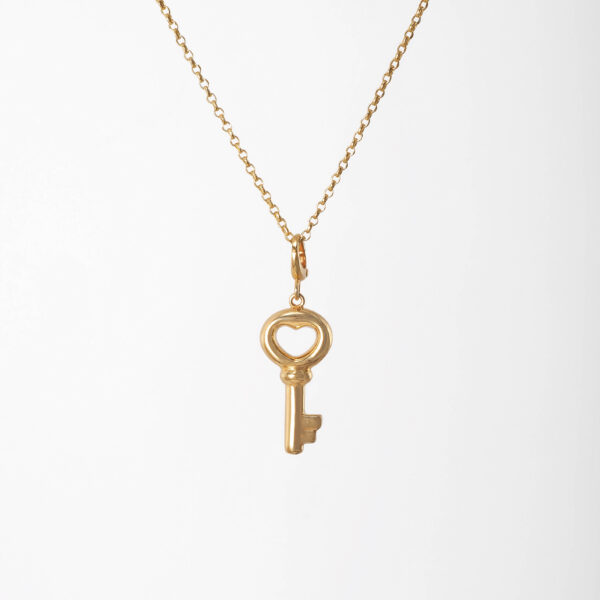 Lovelia Key Pendant