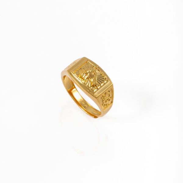 Noble Horse Head Ring