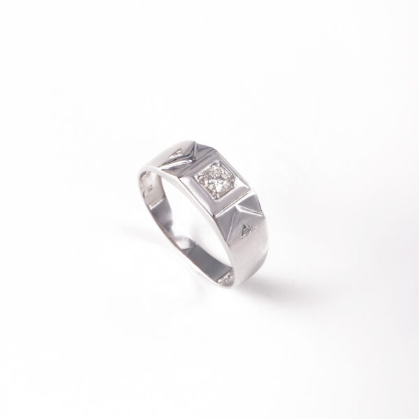 Vilore Ring