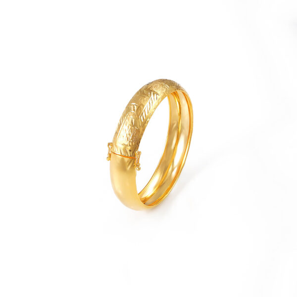 Daya Bangle