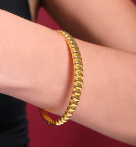 Alternative view of Olena Bangle