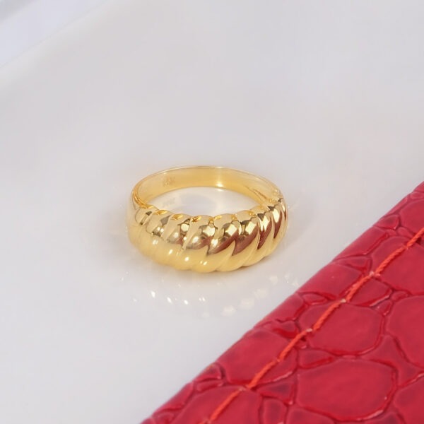 Carmille Ring