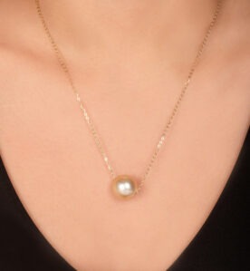 Alternative view of Diela Necklace