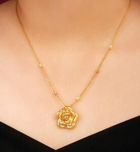 Alternative view of Mabi Pendant