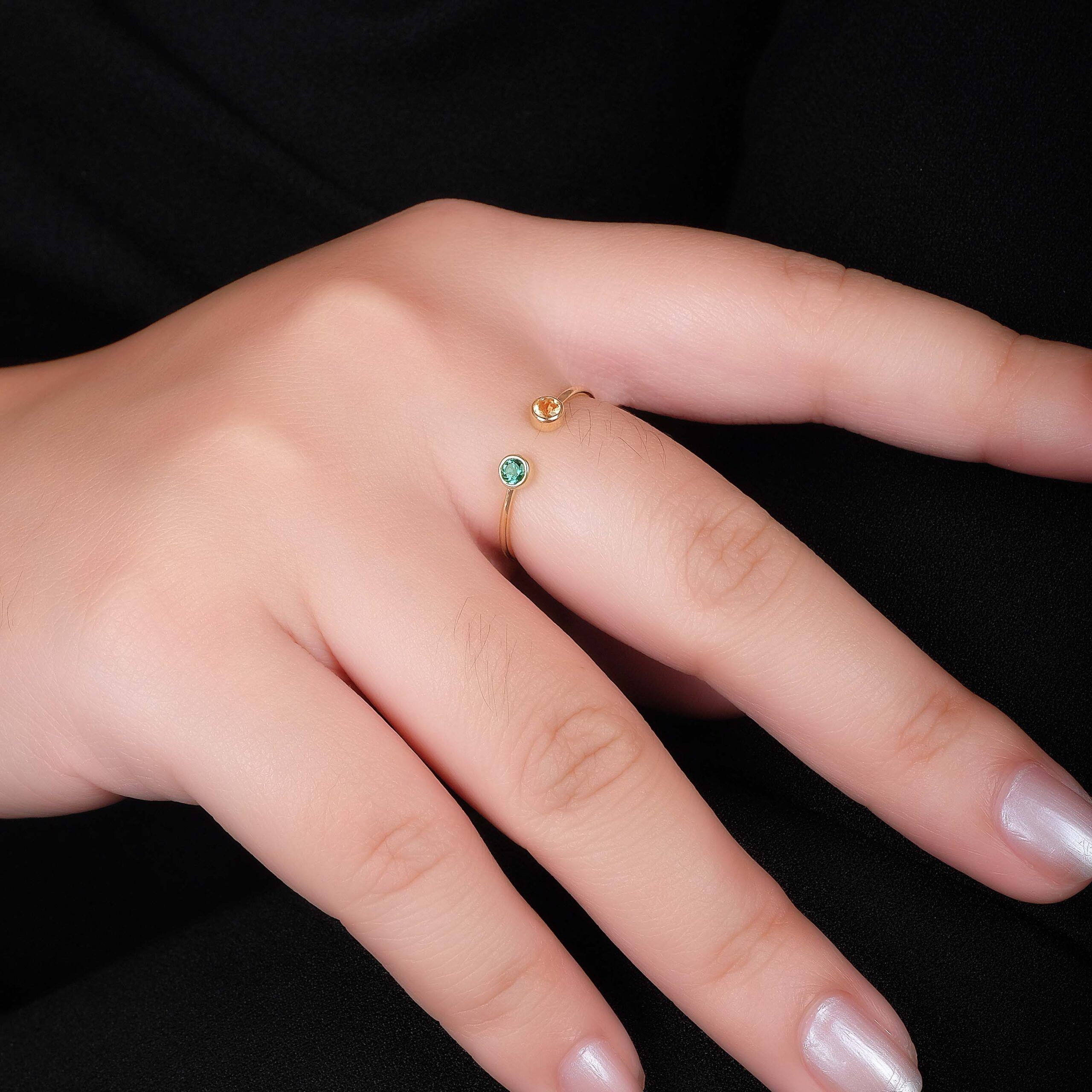 Wella "Emerald and Citrine" Ring - Image 2