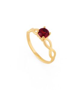 Yzna "Garnet" Ring