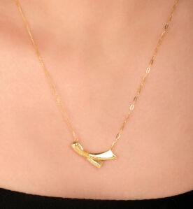 Alternative view of Vessa Necklace