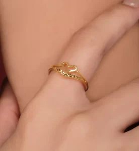 Alternative view of Aura Heart Ring
