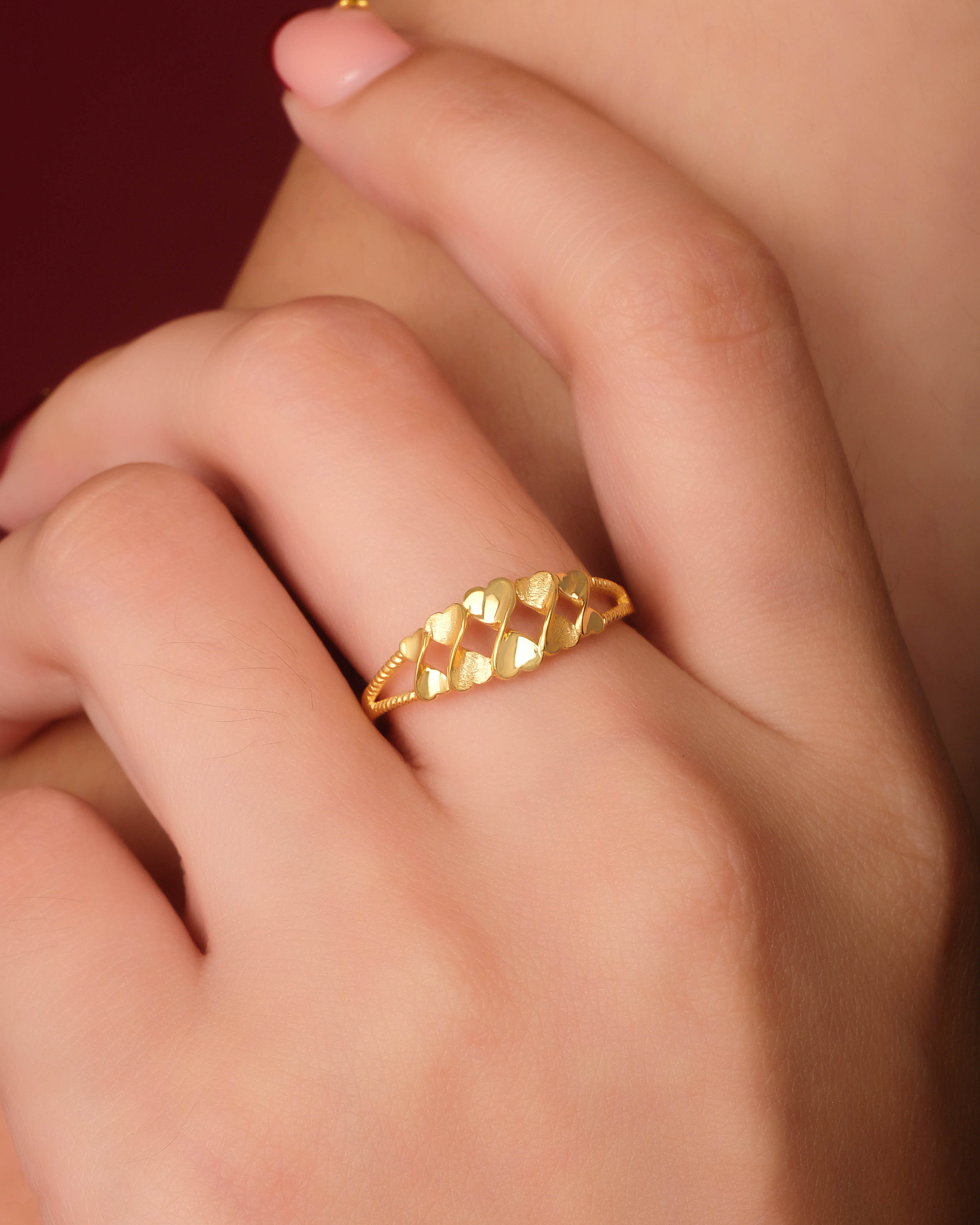 Alternative view of Linked Hearts Ring