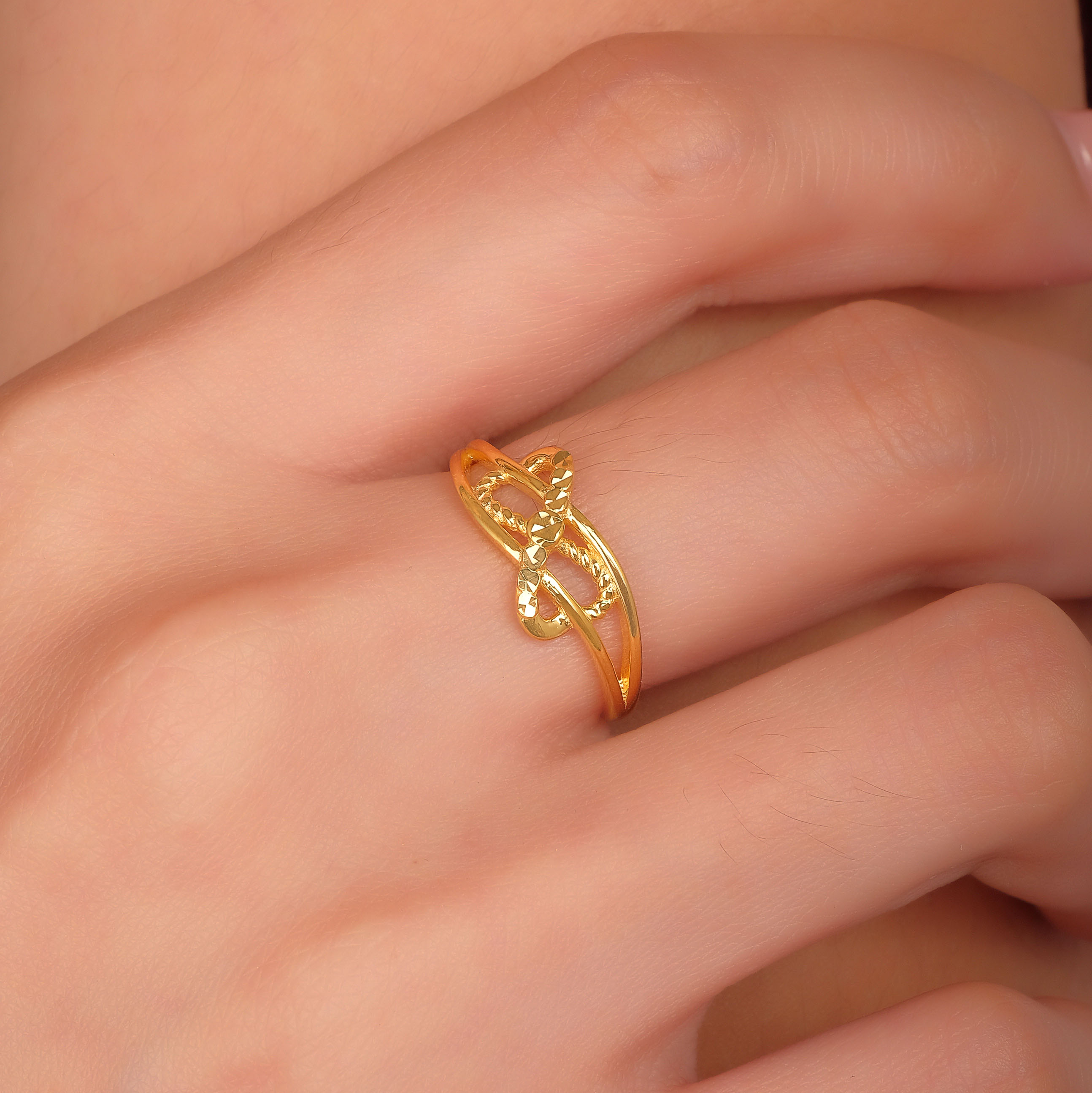 Alternative view of Twine Ring